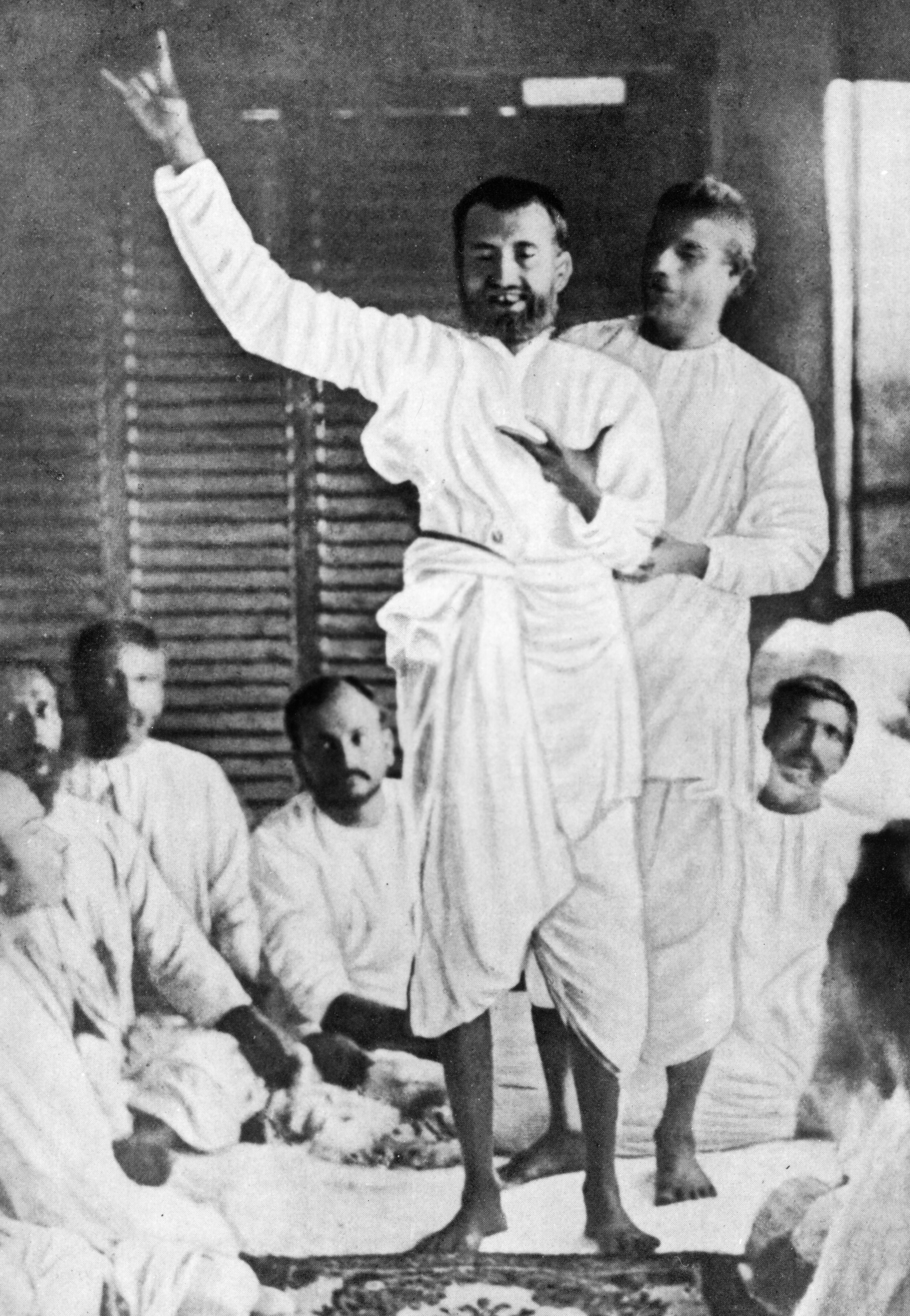Standing in Samadhi (with devotees)
